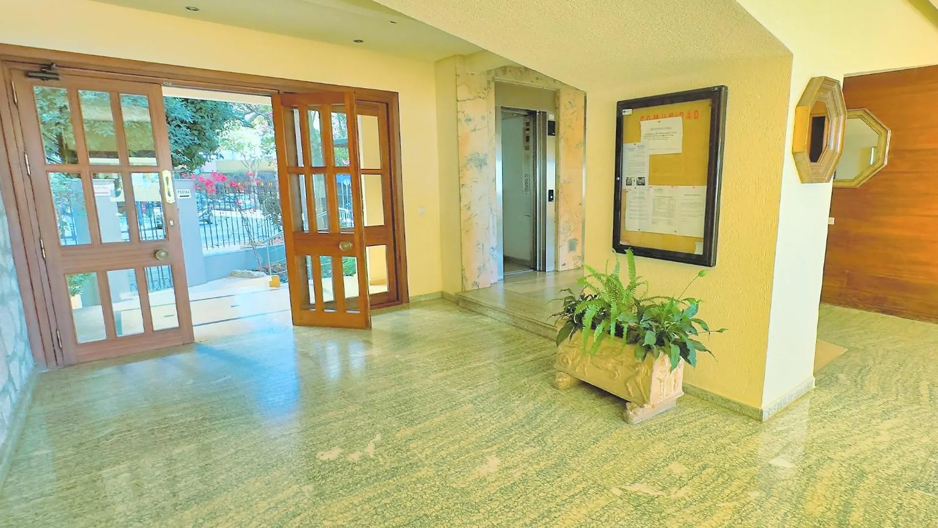 Great Studio On The Beachfront In The Center Of Marbella